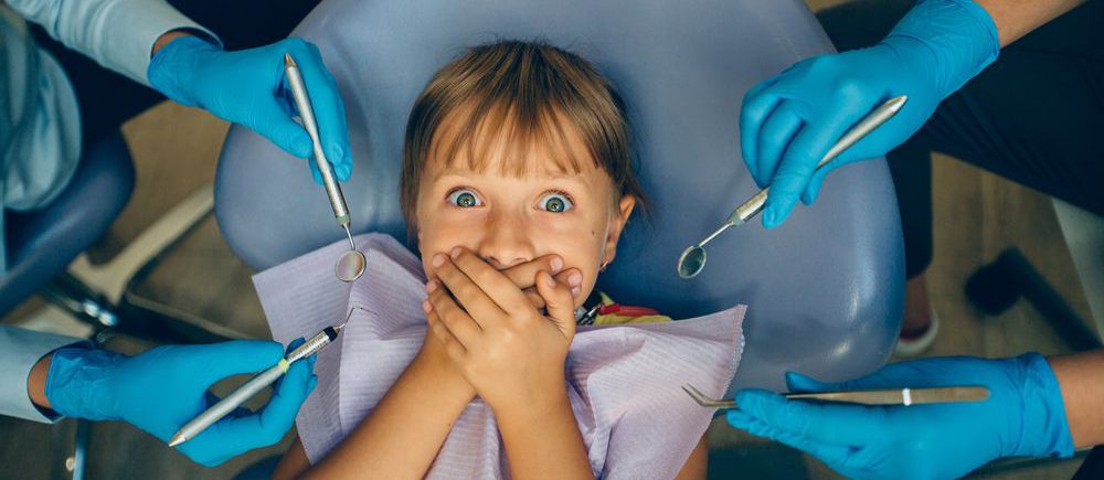 همکاری نکردن کودک در دندان پزشکی - کلینیک مریم